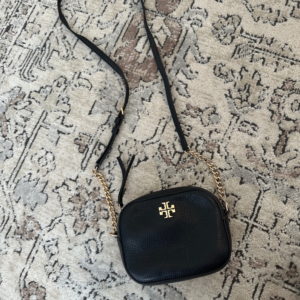 Tory Burch Black / Gold Round Crossbody Bag